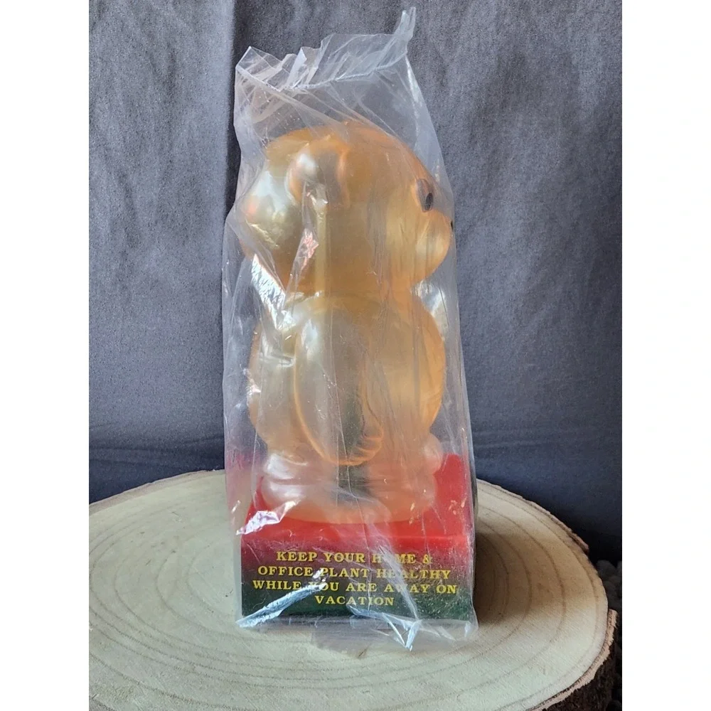 Vintage Reusable Plant Feeder Plastic Yellow Bear With‎ Googly Eyes Original Box